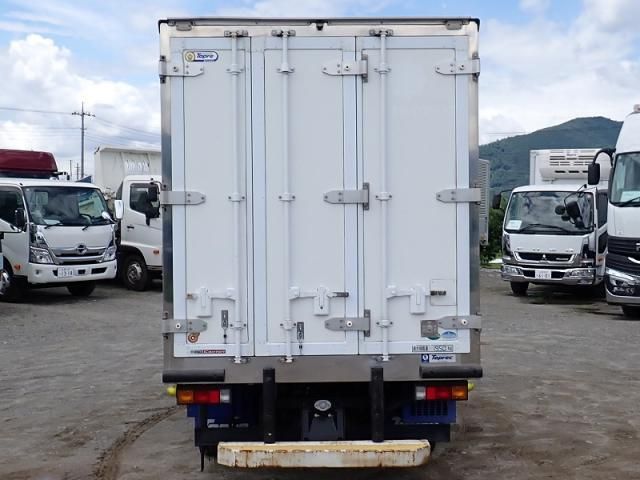Mitsubishi CANTER 2019-07 7864640-5