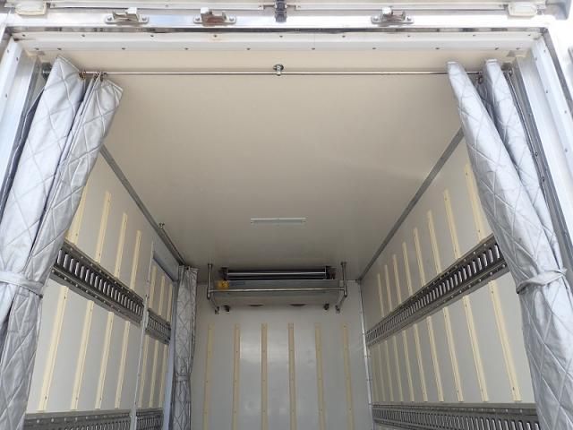 Mitsubishi CANTER 2019-07 7864640-8