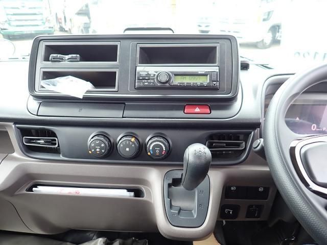 Mitsubishi CANTER 2025-10 7864639-14