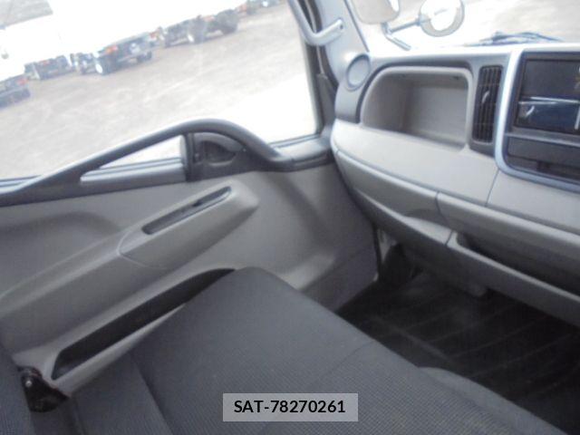 Mitsubishi CANTER 2018-11 7875658-17