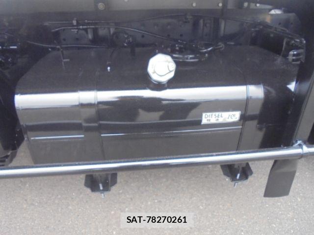 Mitsubishi CANTER 2018-11 7875658-22
