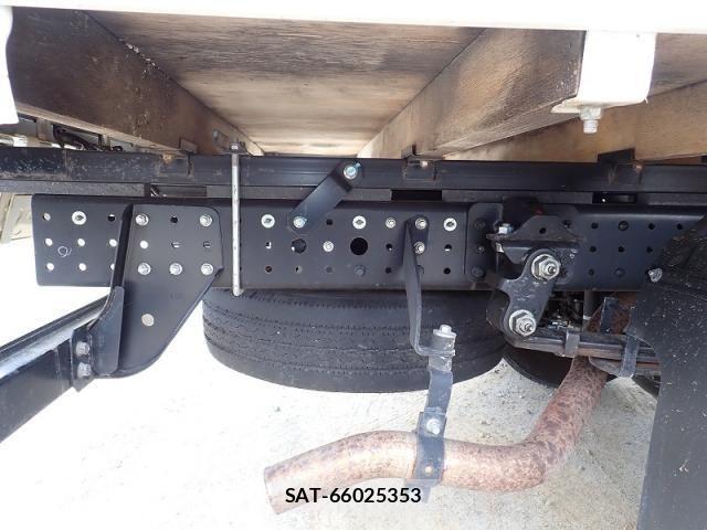 Mitsubishi CANTER 2020-08 7902378-17