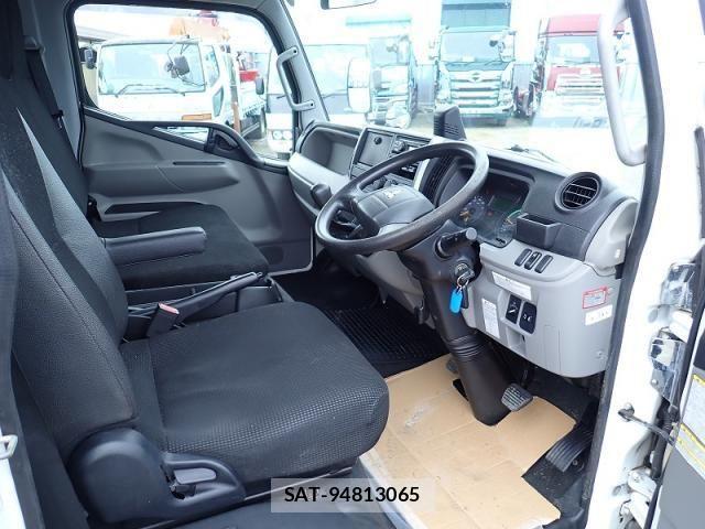 Mitsubishi CANTER 2020-05 7902377-8