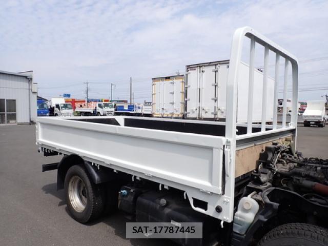 Mitsubishi CANTER 2016-06 7902381-9