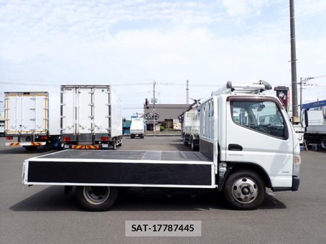 Mitsubishi CANTER 2016-06 7902381-19