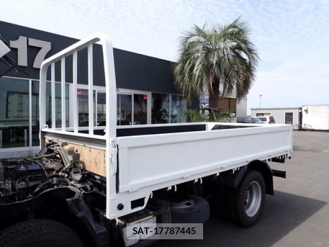 Mitsubishi CANTER 2016-06 7902381-8