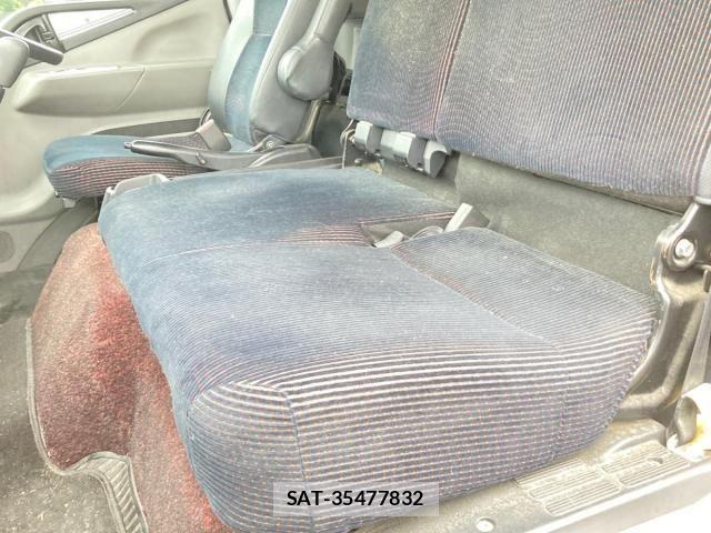 Mitsubishi CANTER 2021-08 7902380-17
