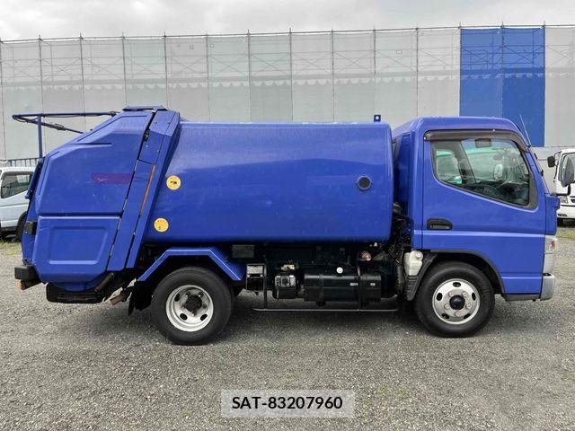 Mitsubishi CANTER 2014-05 7902379-2