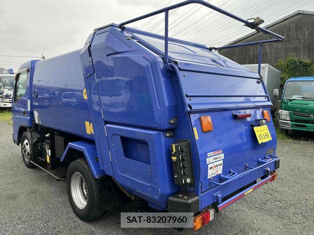 Mitsubishi CANTER 2014-05 7902379-3