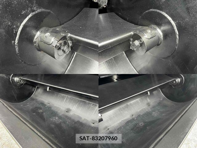 Mitsubishi CANTER 2014-05 7902379-8