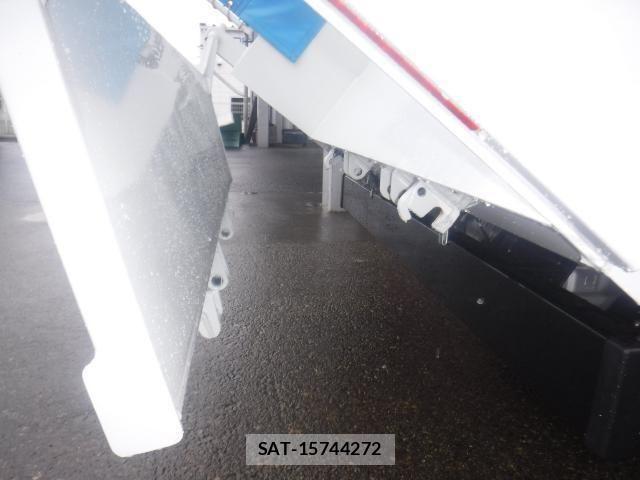 Mitsubishi CANTER 2026-03 7902375-12