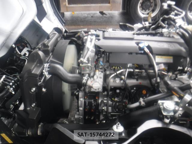 Mitsubishi CANTER 2026-03 7902375-16