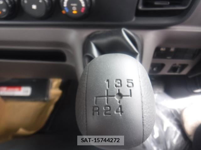 Mitsubishi CANTER 2026-03 7902375-23