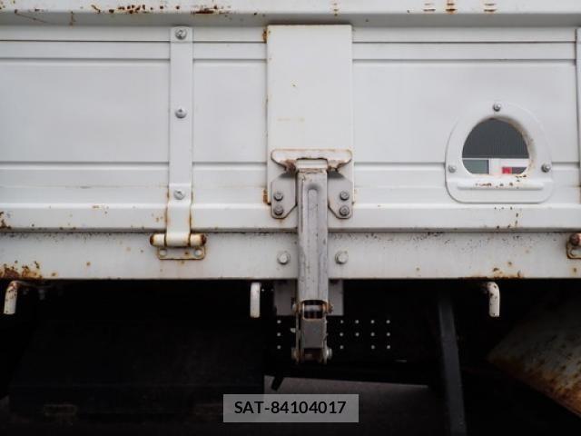 Mitsubishi CANTER 2017-12 7902376-13