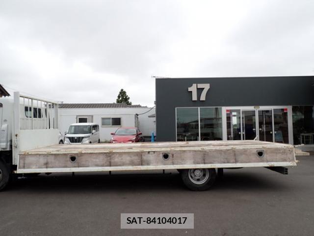 Mitsubishi CANTER 2017-12 7902376-24