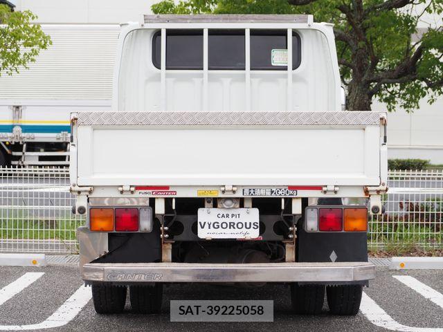 Mitsubishi CANTER 2017-05 7960880-11