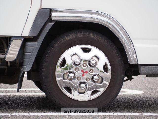 Mitsubishi CANTER 2017-05 7960880-7