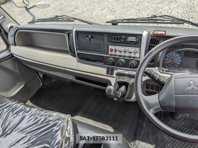 Mitsubishi CANTER 2018-07 7960829-9