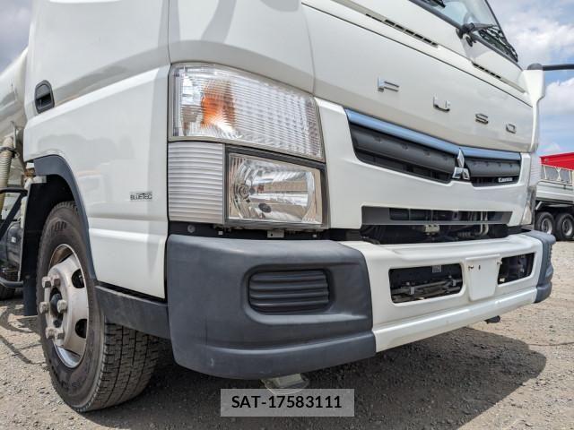 Mitsubishi CANTER 2018-07 7960829-25