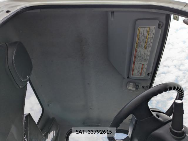 Mitsubishi CANTER 2018-05 7960827-9