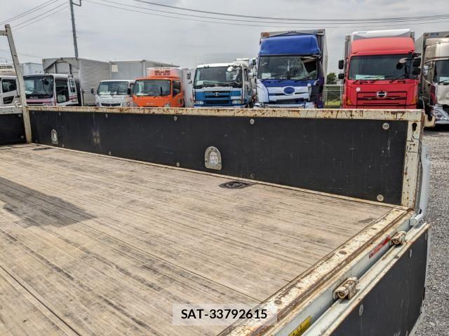 Mitsubishi CANTER 2018-05 7960827-18