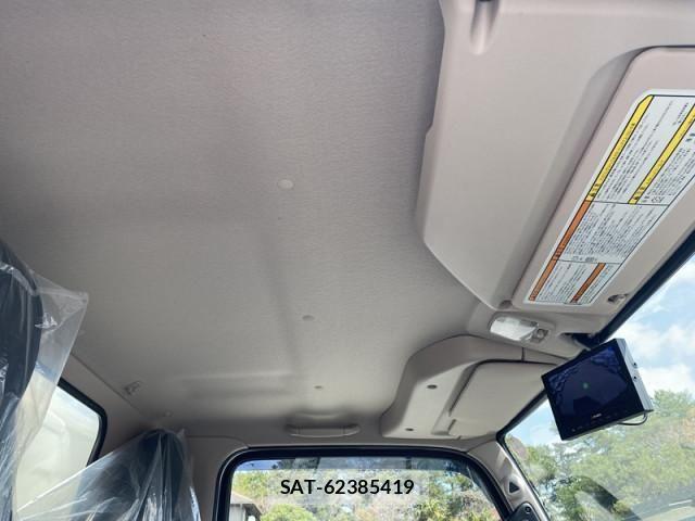 Mitsubishi CANTER 2026-04 7960803-13