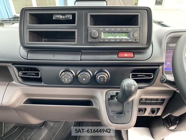 Mitsubishi CANTER 2026-04 7960808-15