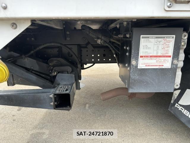 Mitsubishi CANTER 2018-07 7960833-25