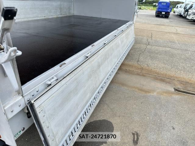 Mitsubishi CANTER 2018-07 7960833-7