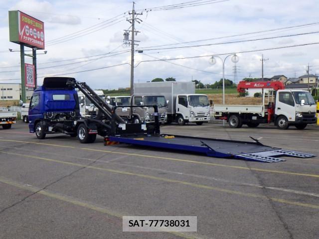 Mitsubishi CANTER 2023-08 7960793-14