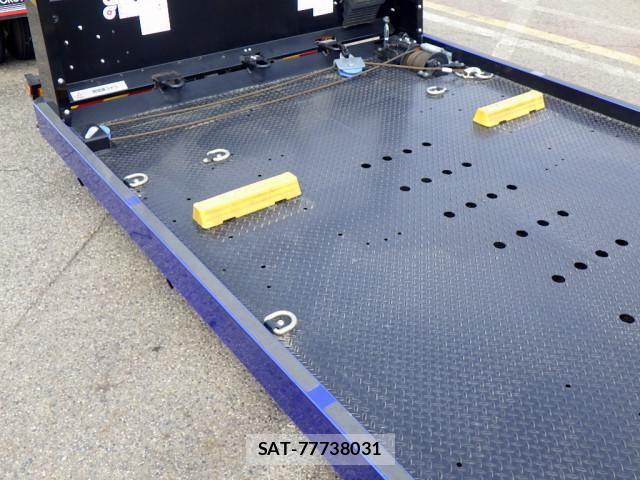 Mitsubishi CANTER 2023-08 7960793-17