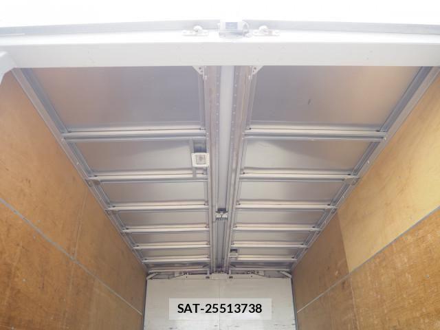 Mitsubishi CANTER 2008-10 7960886-25