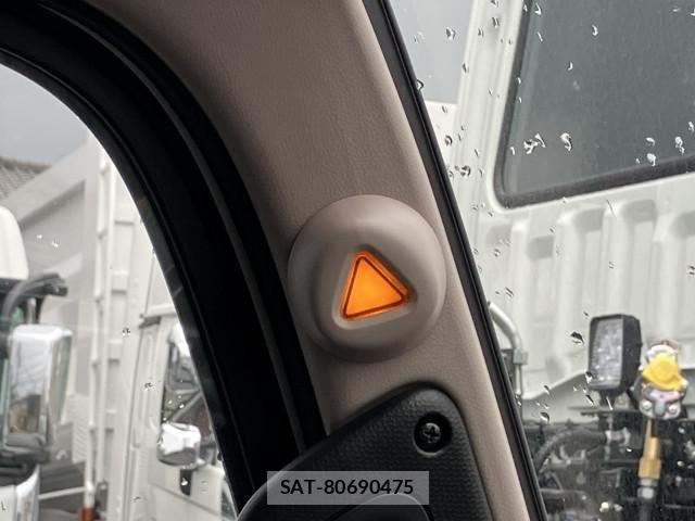 Mitsubishi CANTER 2026-01 7960801-16
