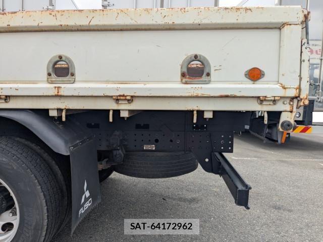 Mitsubishi CANTER 2015-08 7960875-22