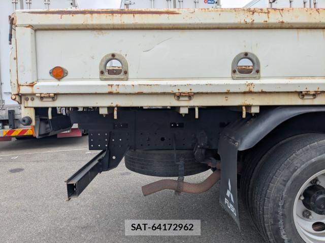 Mitsubishi CANTER 2015-08 7960875-27