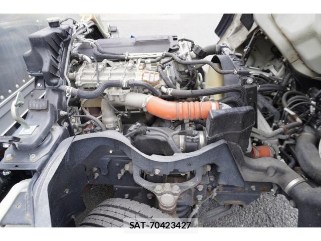 Mitsubishi CANTER 2019-06 7960877-14