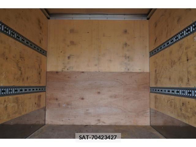 Mitsubishi CANTER 2019-06 7960877-21