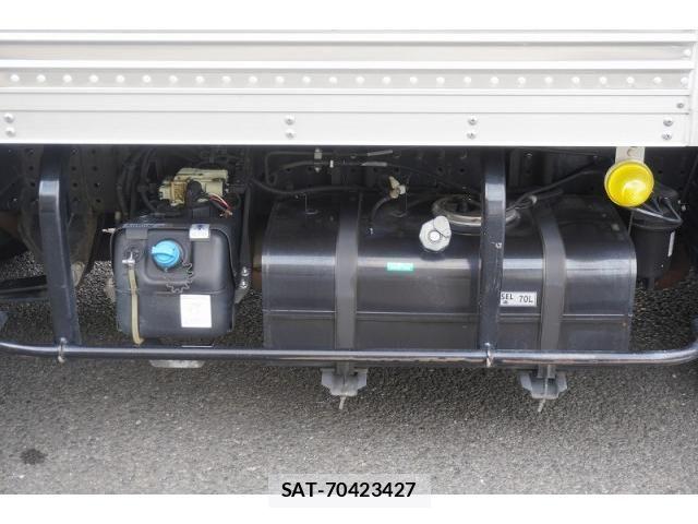 Mitsubishi CANTER 2019-06 7960877-24