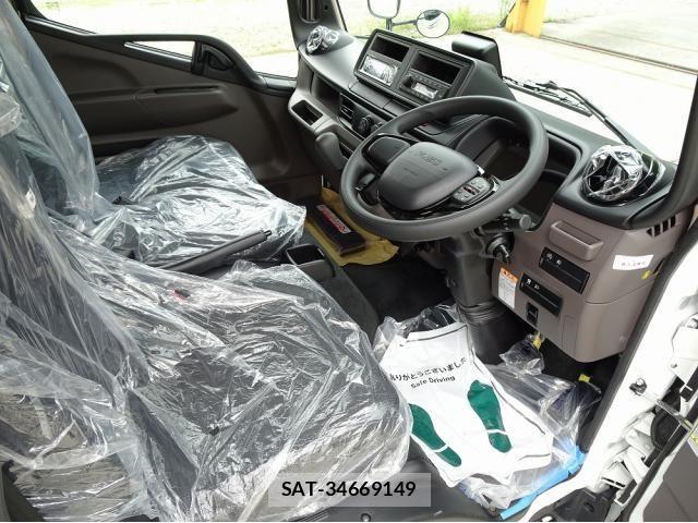 Mitsubishi CANTER 2026-02 7960802-7