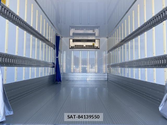 Mitsubishi CANTER 2026-04 7960786-9