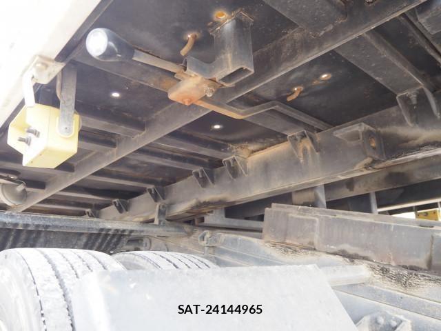 Mitsubishi CANTER 2011-02 7960821-17