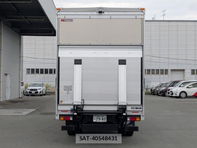 Mitsubishi CANTER 2025-11 7960794-7