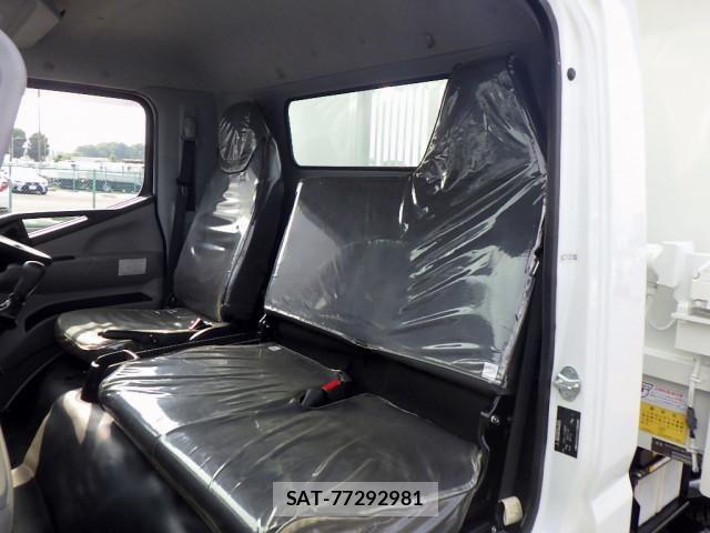 Mitsubishi CANTER 2020-10 7960818-11