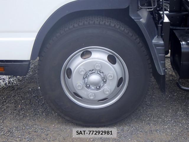 Mitsubishi CANTER 2020-10 7960818-18
