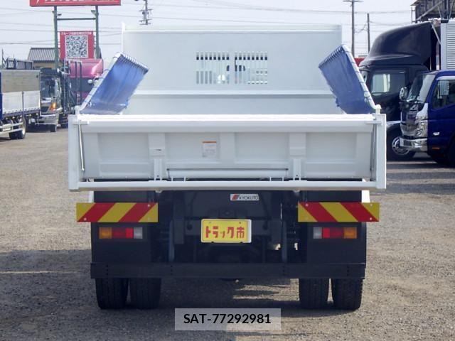 Mitsubishi CANTER 2020-10 7960818-5