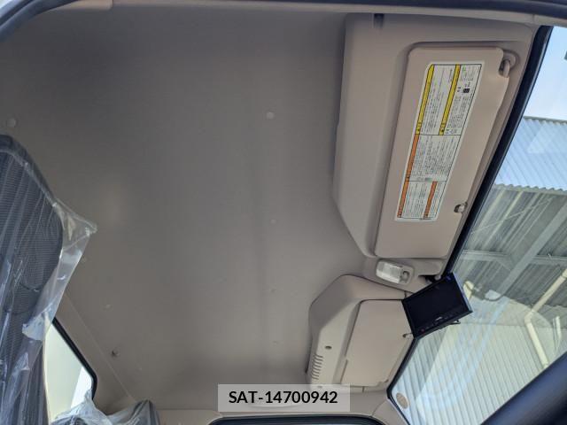 Mitsubishi CANTER 2026-02 7960783-7