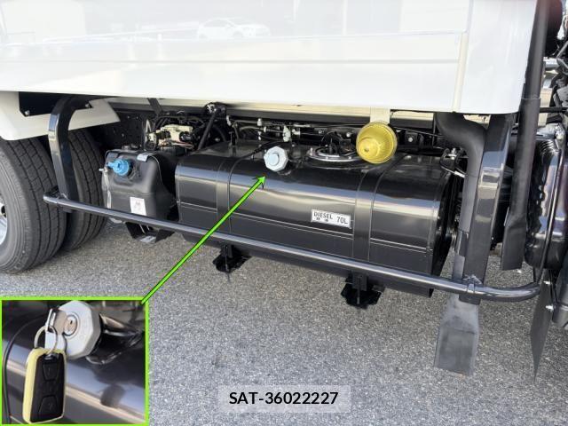 Mitsubishi CANTER 2026-02 7960799-29