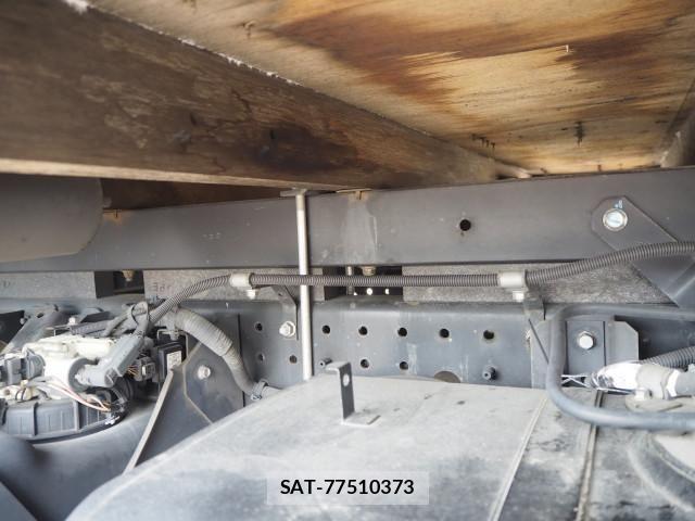 Mitsubishi CANTER 2018-02 7960879-17