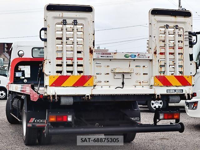 Mitsubishi CANTER 2019-03 7960822-1