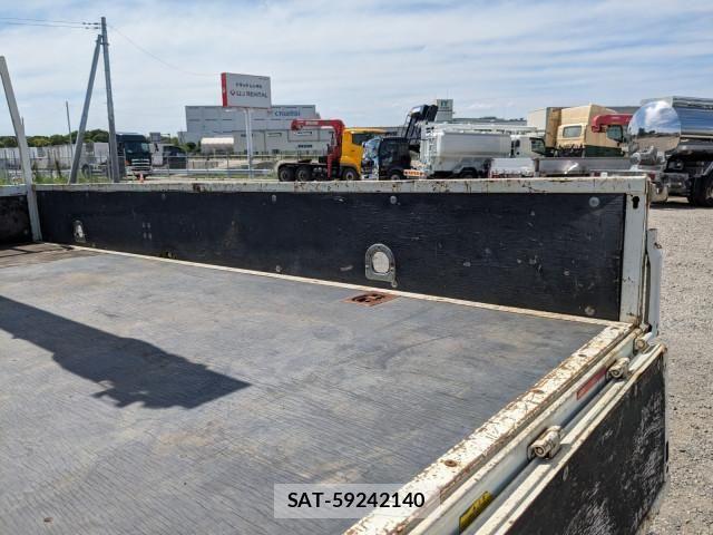 Mitsubishi CANTER 2018-05 7960825-18